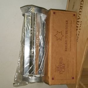 Pampered Chef Bread tube star